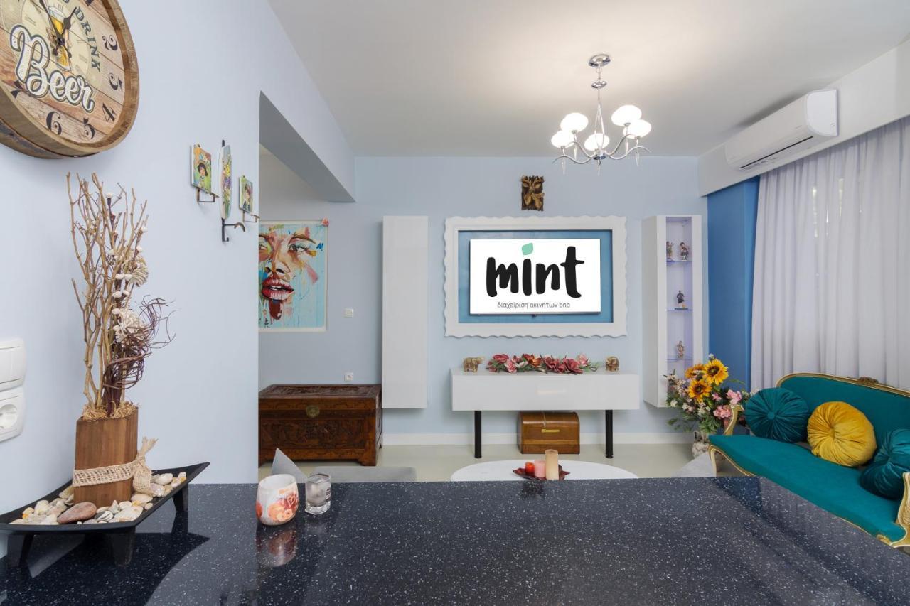 Wonderful Renovated Apartment With Private Patio Athén Kültér fotó