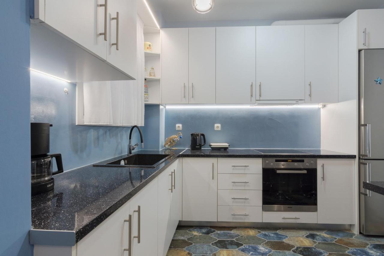 Wonderful Renovated Apartment With Private Patio Athén Kültér fotó